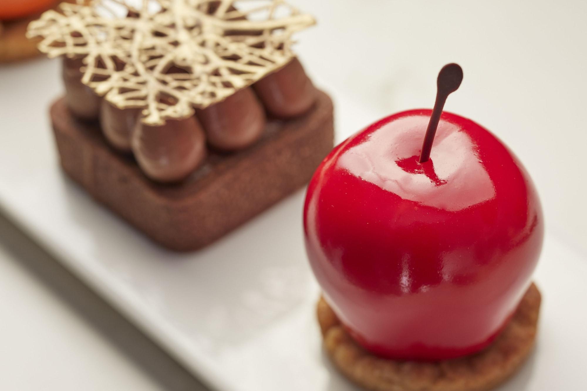 Mandarin Oriental, Santiago Hotel Eksteriør billede A candied apple