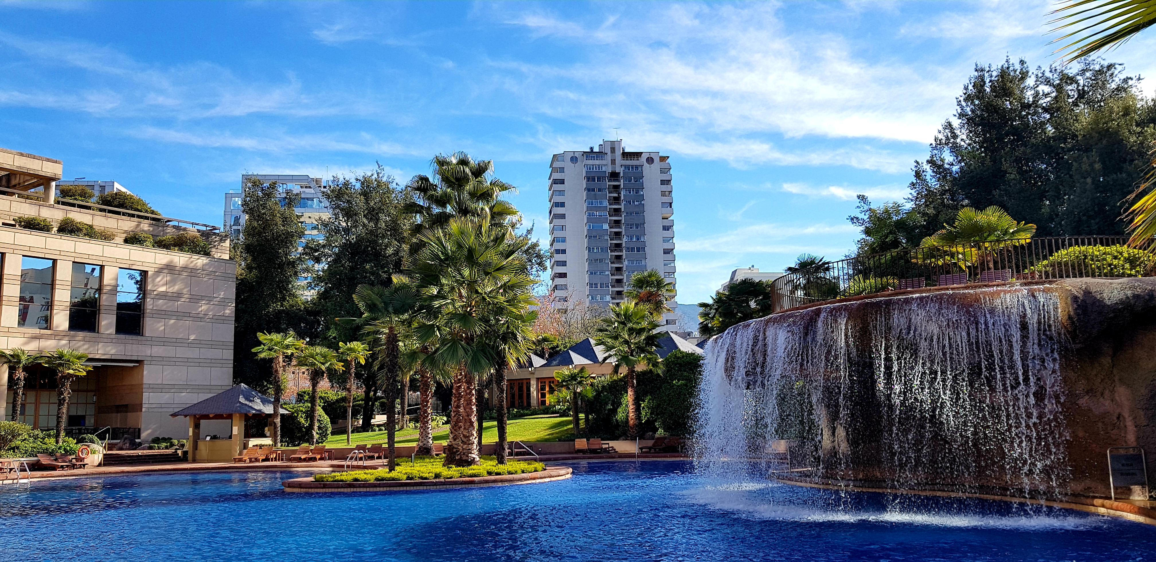 Mandarin Oriental, Santiago Hotel Eksteriør billede Fountains at the resort