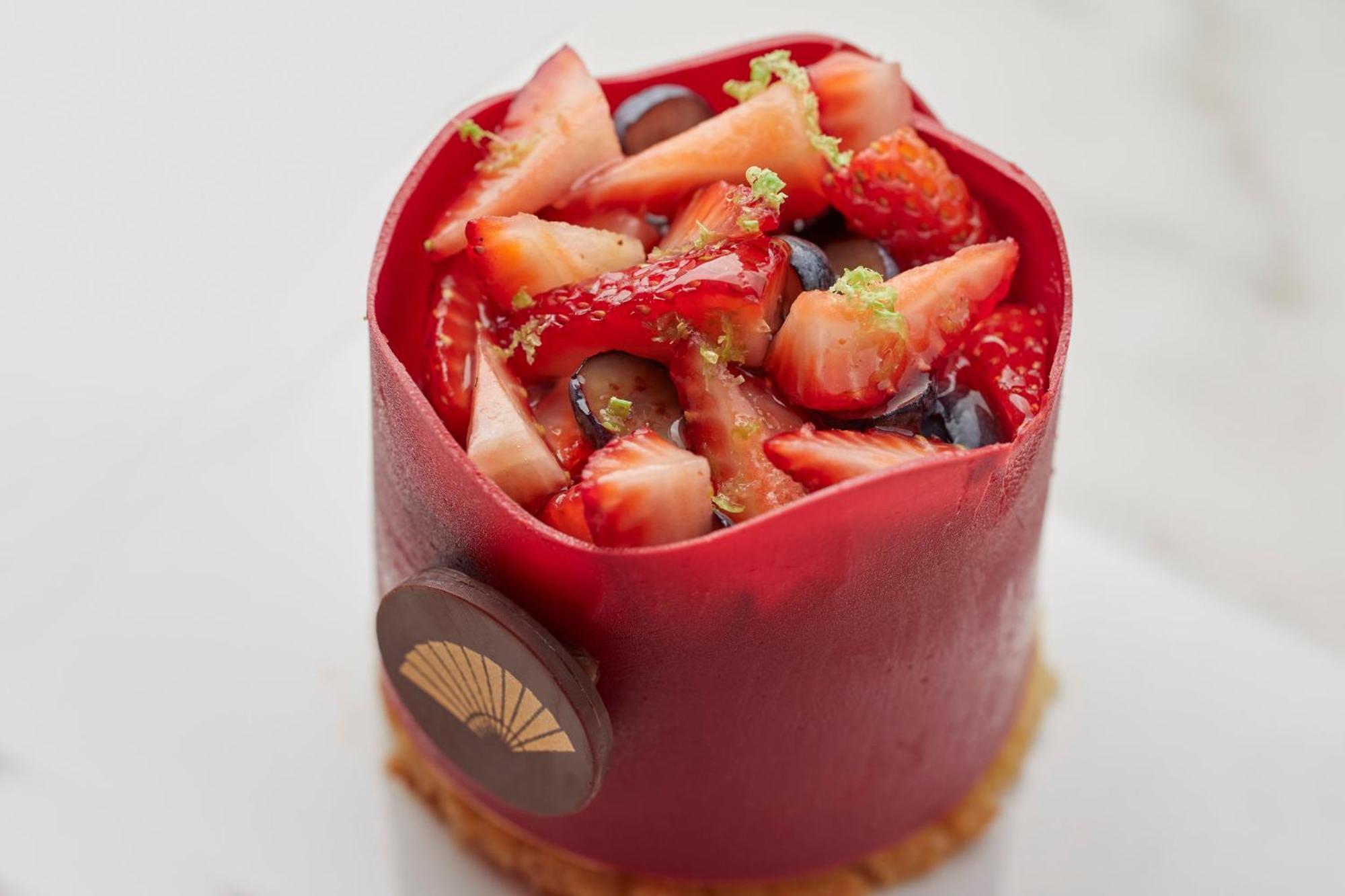 Mandarin Oriental, Santiago Hotel Eksteriør billede A fruit tart