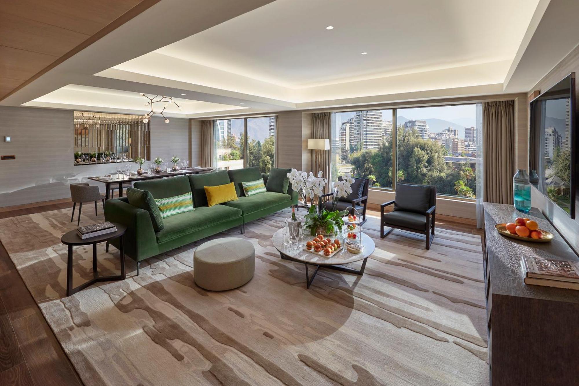 Mandarin Oriental, Santiago Hotel Eksteriør billede The Living Room of the Presidential Suite